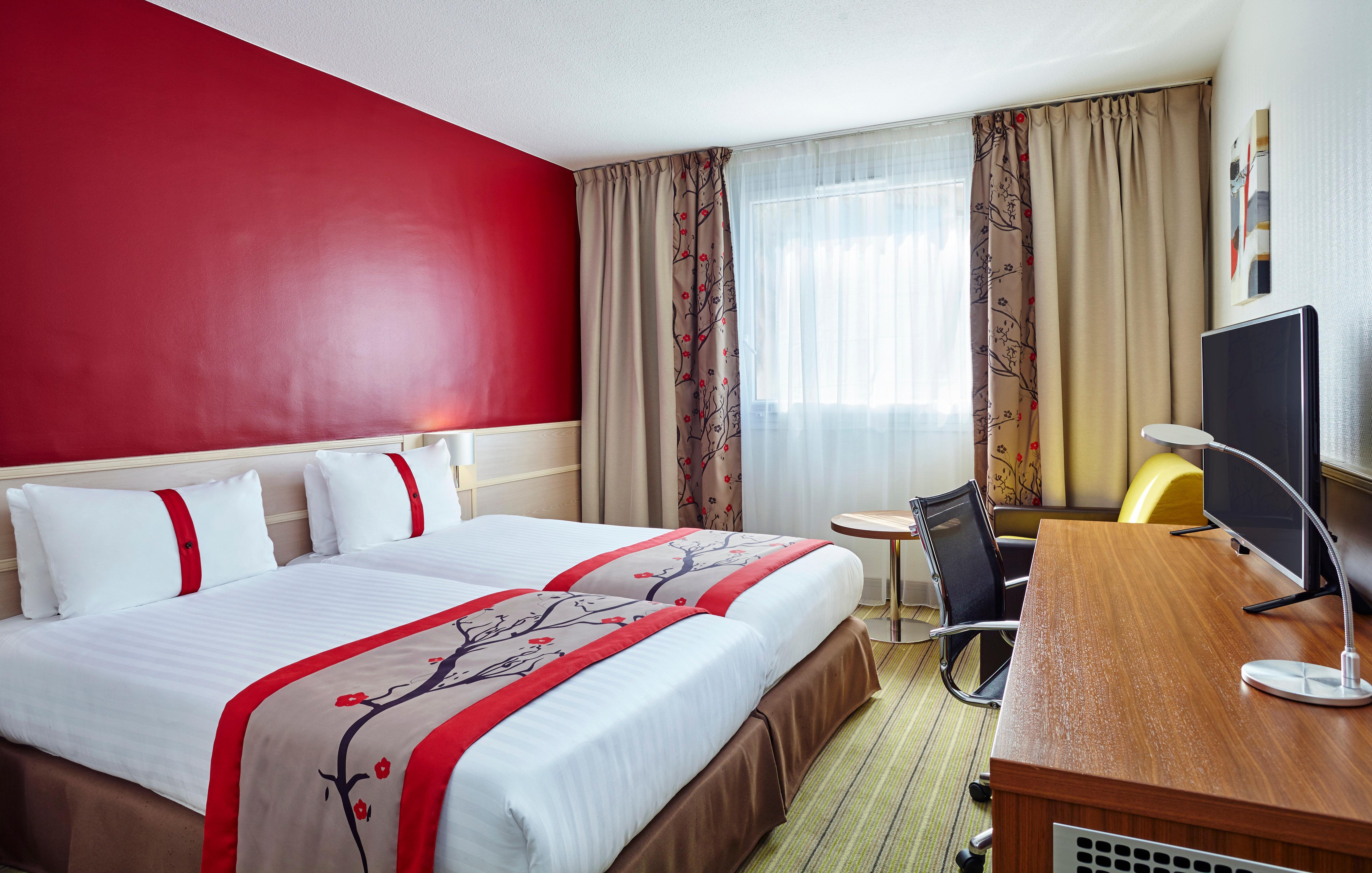 Holiday Inn Toulon City Centre By Ihg Экстерьер фото