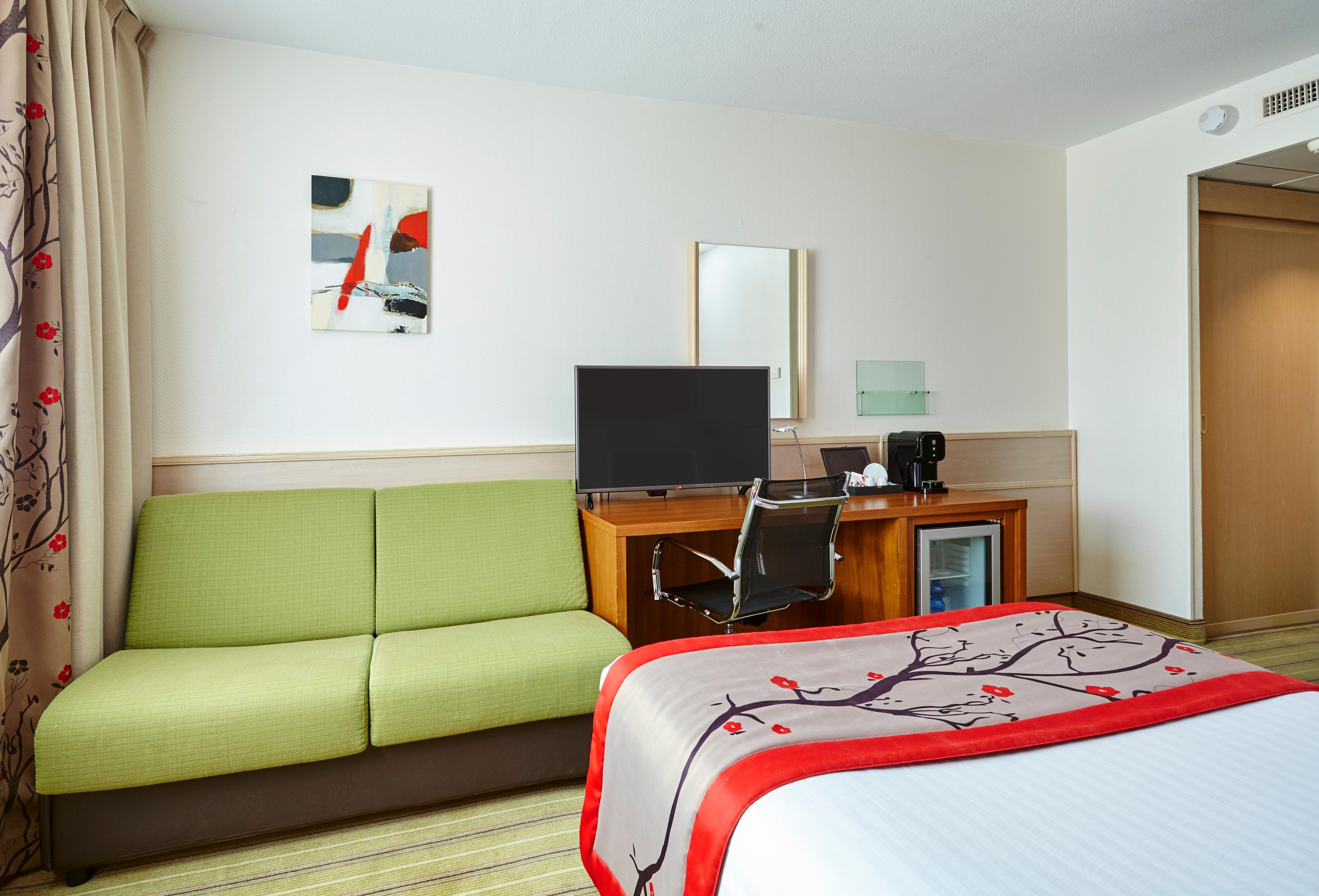 Holiday Inn Toulon City Centre By Ihg Экстерьер фото