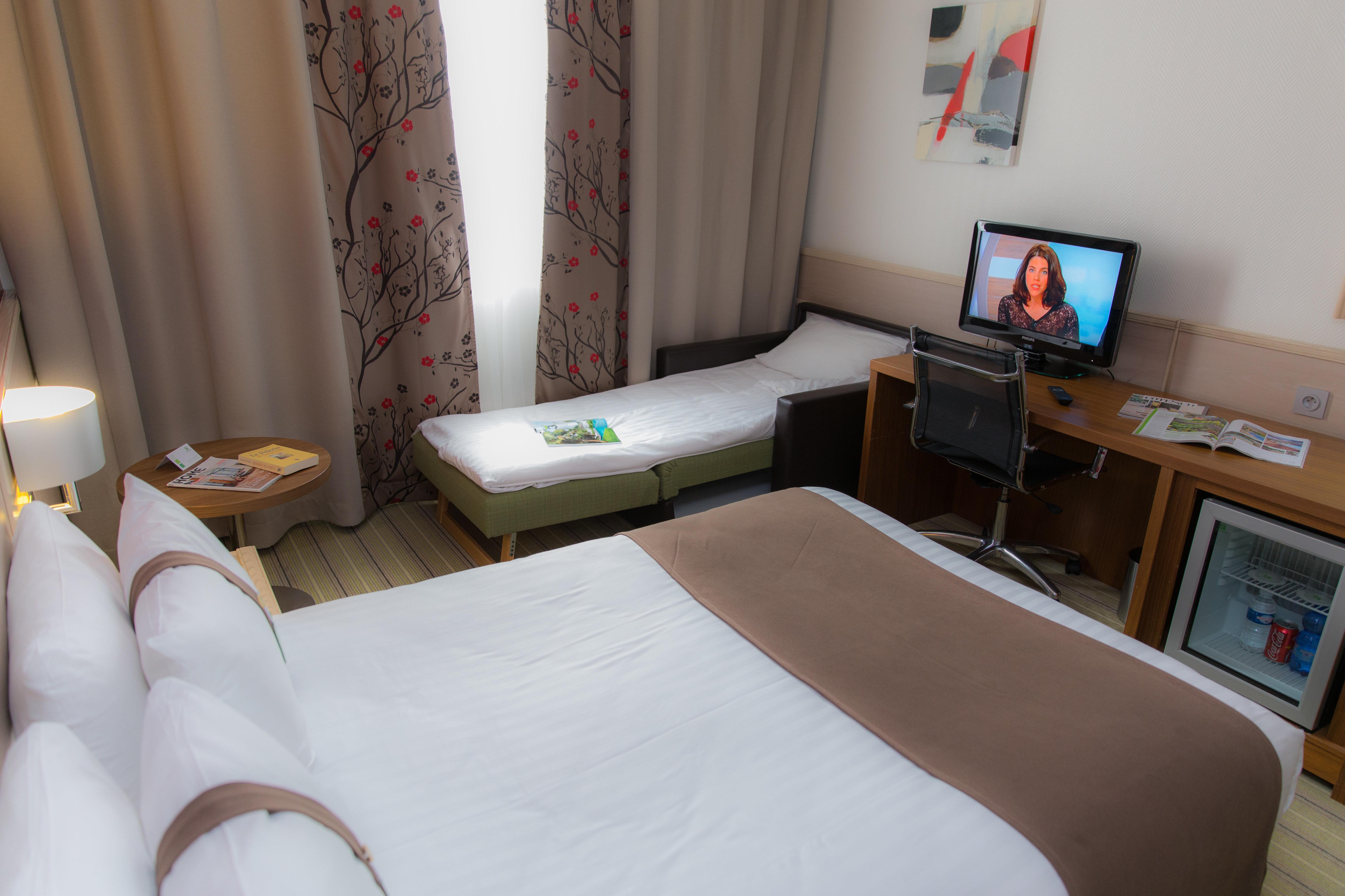 Holiday Inn Toulon City Centre By Ihg Экстерьер фото