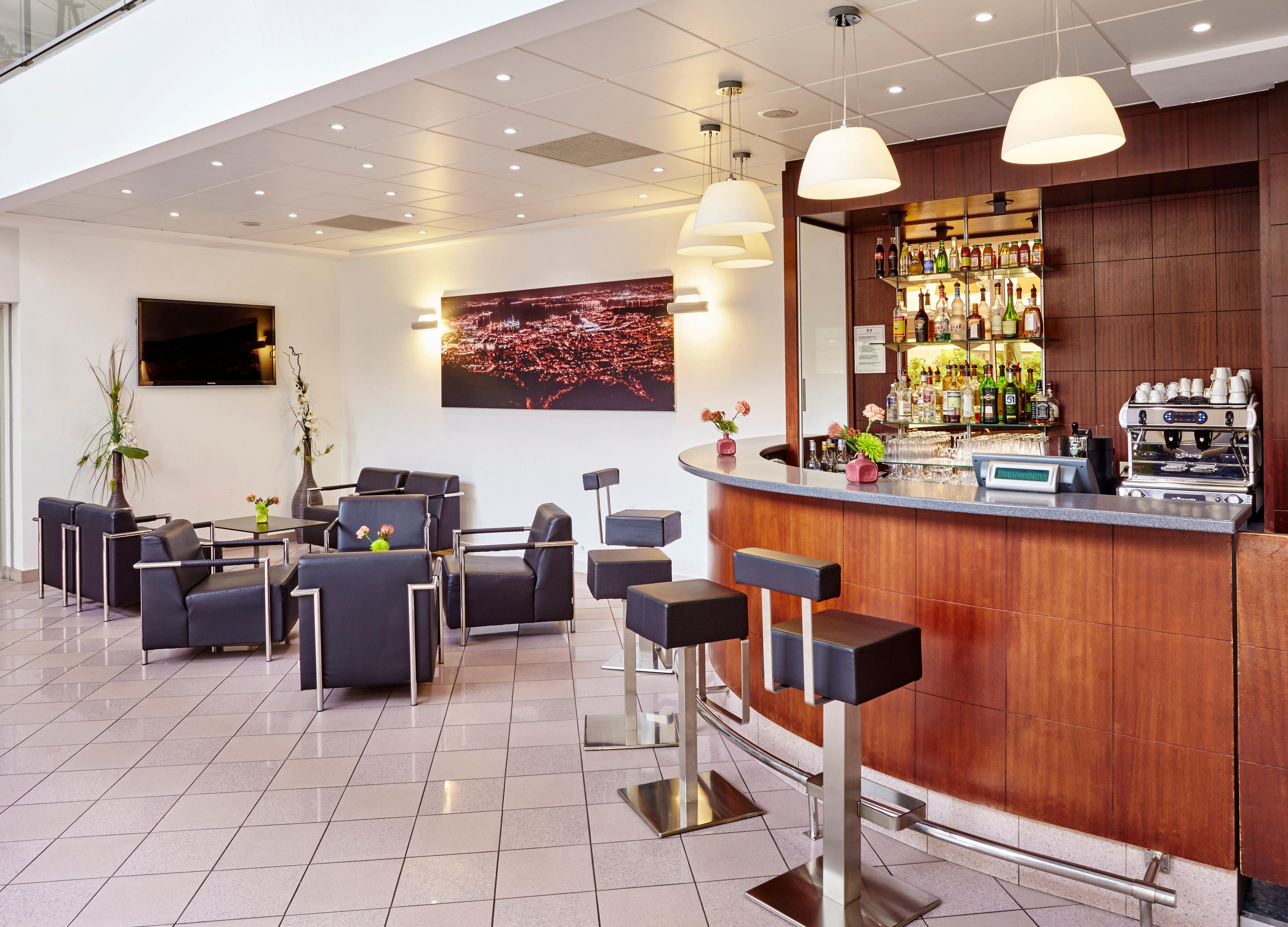 Holiday Inn Toulon City Centre By Ihg Экстерьер фото