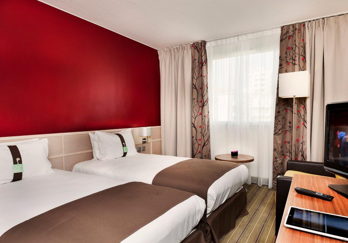 Holiday Inn Toulon City Centre By Ihg Экстерьер фото